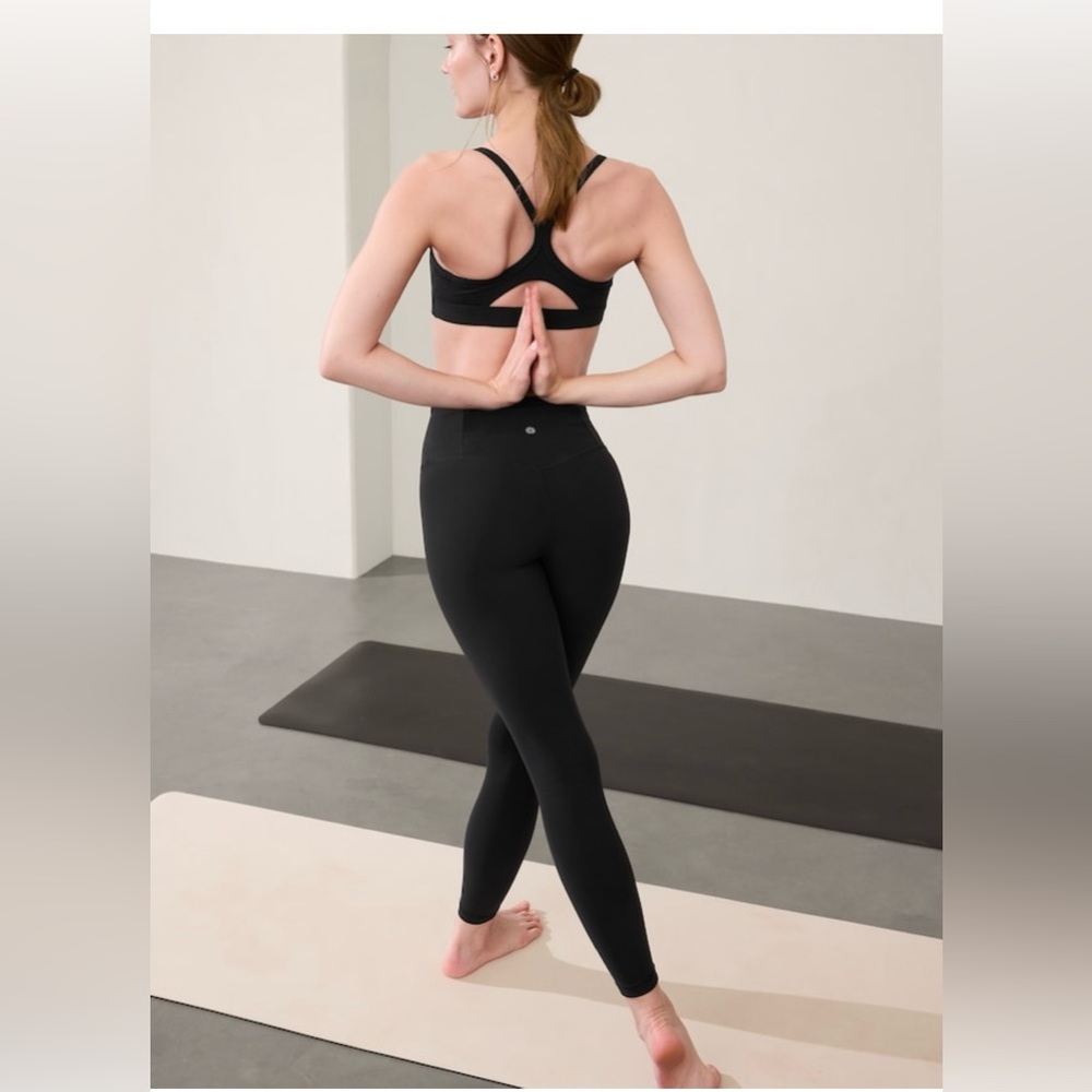 Athleta ELATION ULTRA HIGH RISE 7/8 LEGGING // Black #599750 - Picture 2 of 16